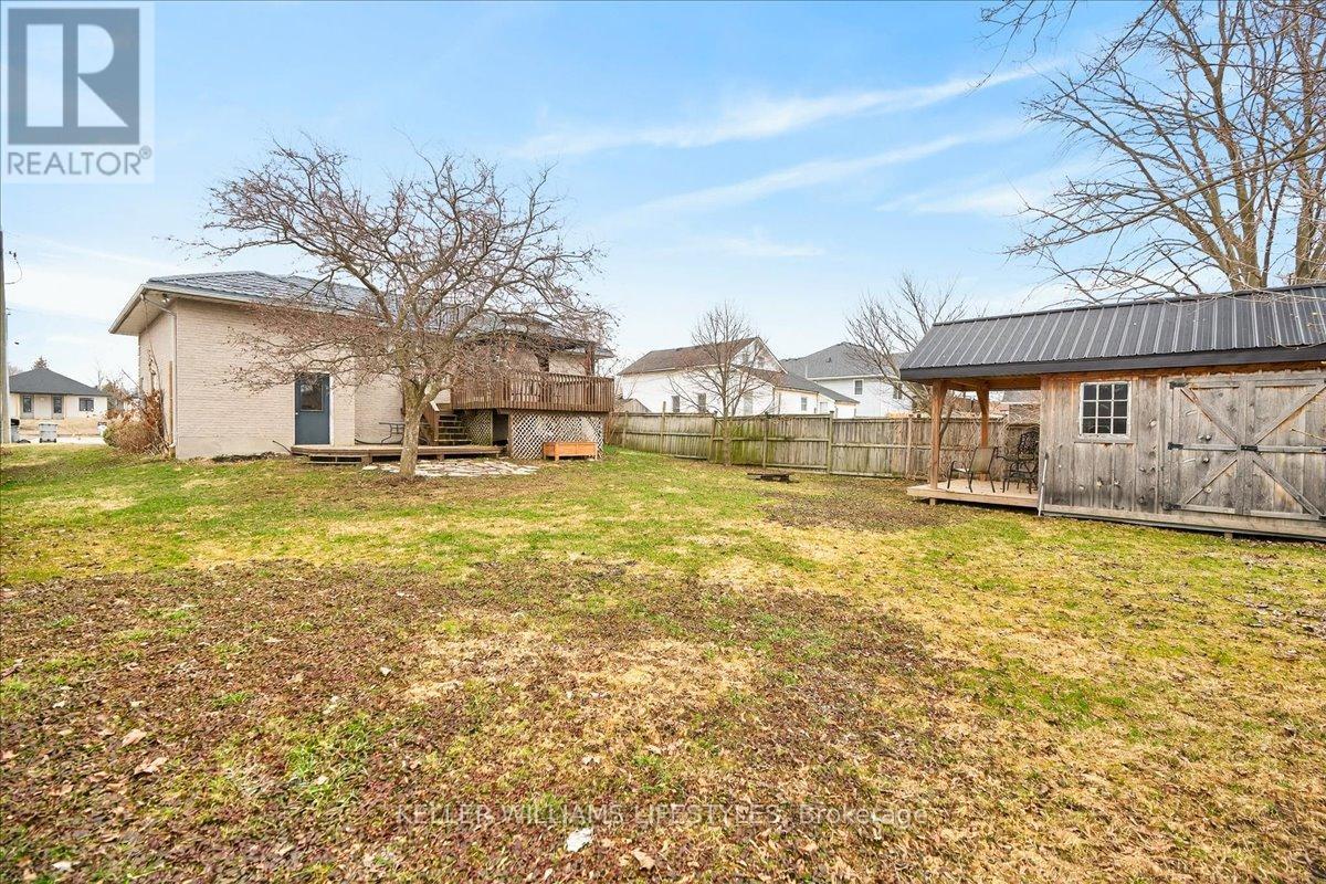 404 Ontario Street, Warwick, Ontario  N0M 2S0 - Photo 33 - X12874810