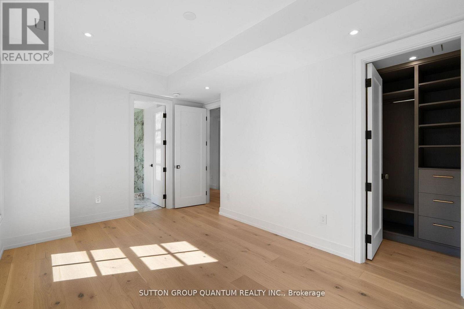 78 Trafalgar Road, Oakville, Ontario  L6J 2S7 - Photo 18 - W12877690