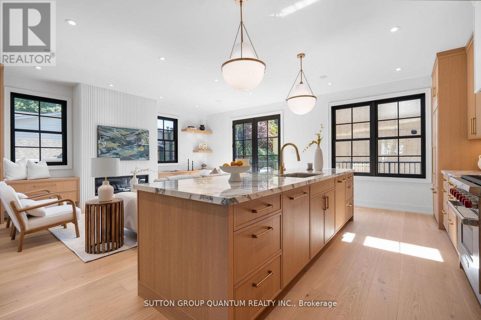 78 Trafalgar Road, Oakville, Ontario  L6J 2S7 - Photo 26 - W12877690