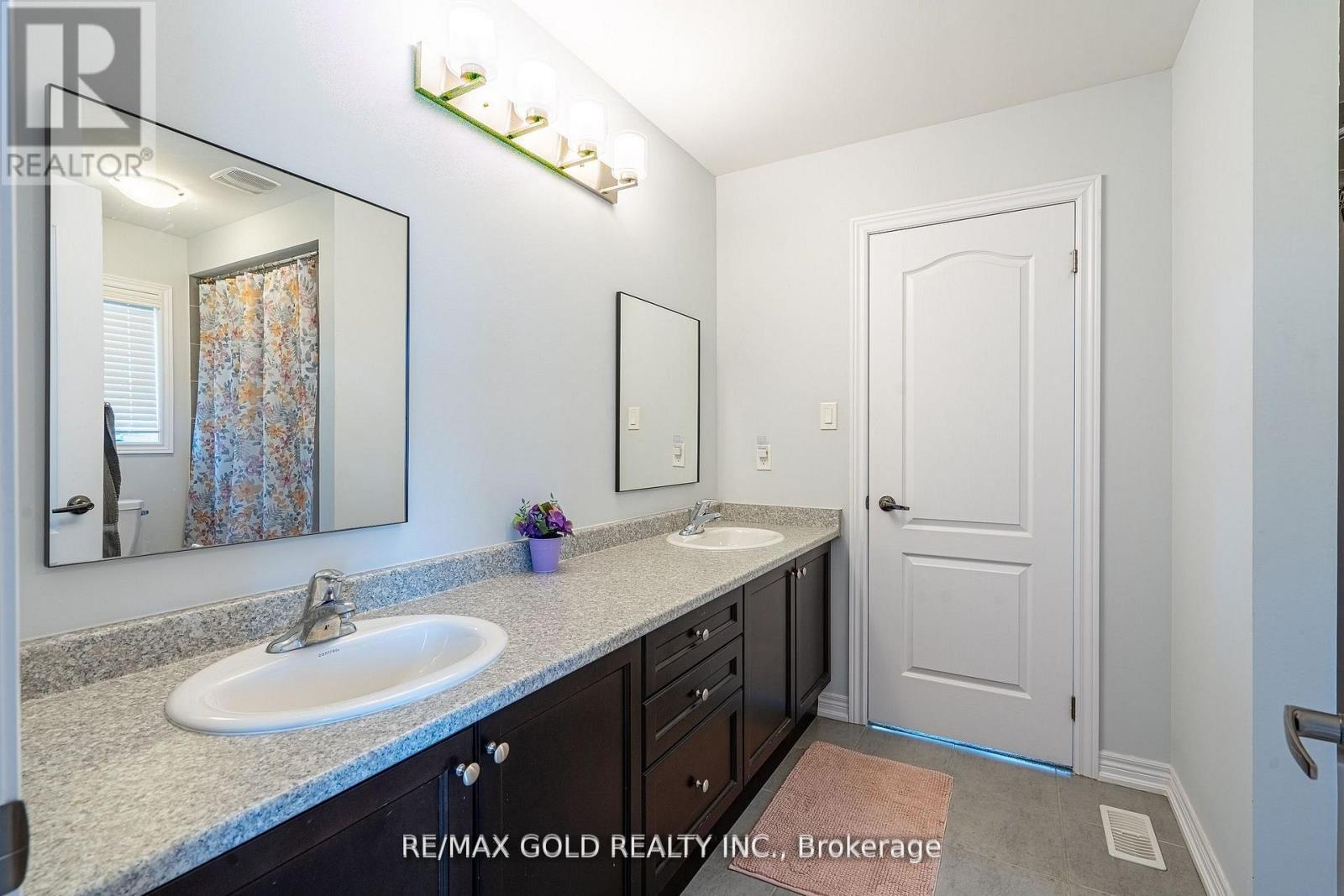 10 Spokanne Street, Brampton, Ontario  L6R 4A2 - Photo 27 - W12877706