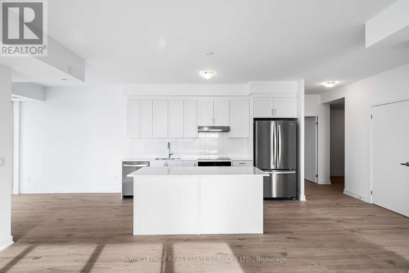 911 - 1035 Southdown Road, Mississauga, Ontario  L5J 0A2 - Photo 5 - W12877716