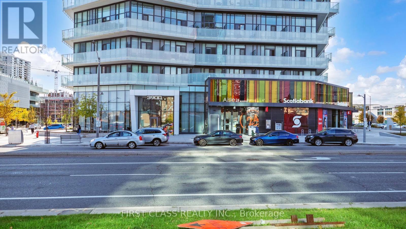 4301 - 3900 Confederation Parkway, Mississauga, Ontario  L5B 0M3 - Photo 2 - W12877732