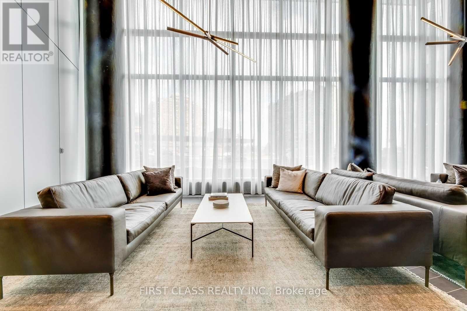 4301 - 3900 Confederation Parkway, Mississauga, Ontario  L5B 0M3 - Photo 5 - W12877732