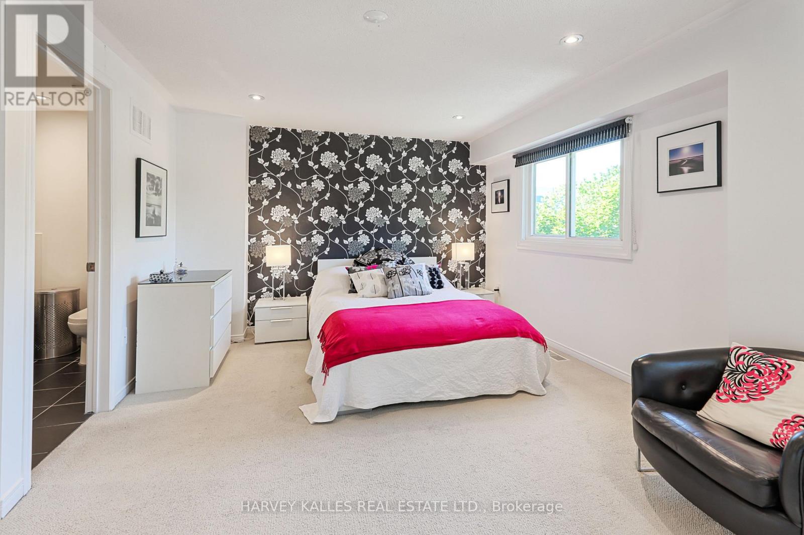 1050 Lindsay Drive, Oakville, Ontario  L6M 3B5 - Photo 20 - W12877798