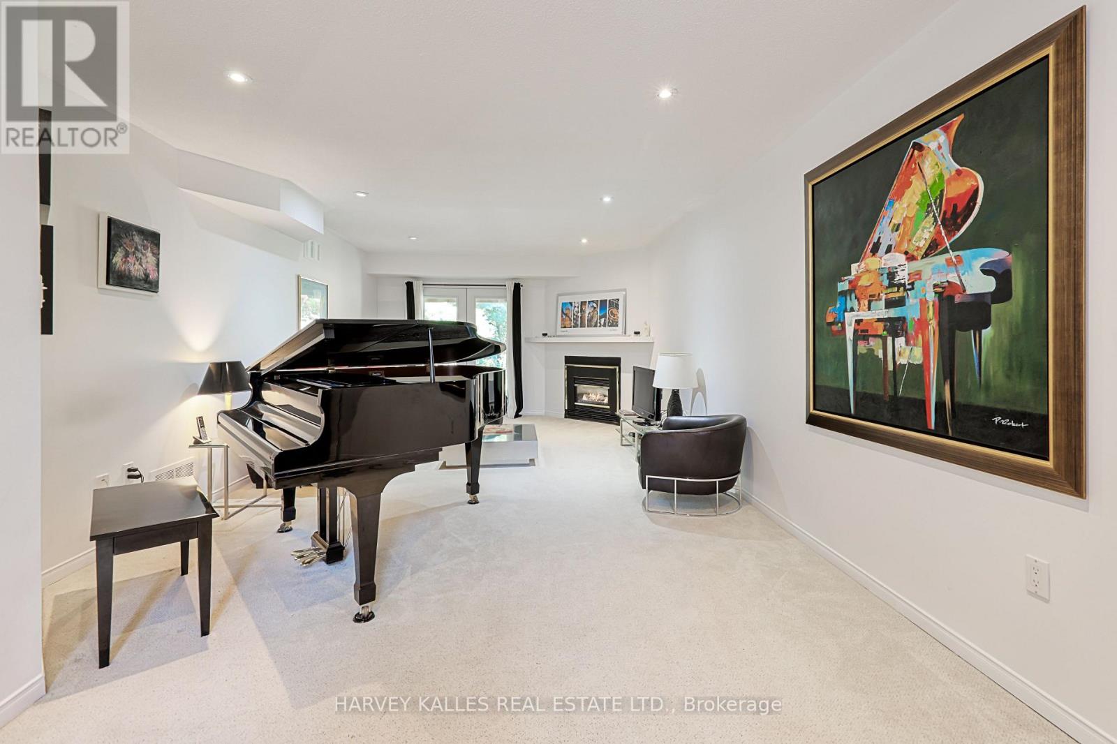 1050 Lindsay Drive, Oakville, Ontario  L6M 3B5 - Photo 30 - W12877798