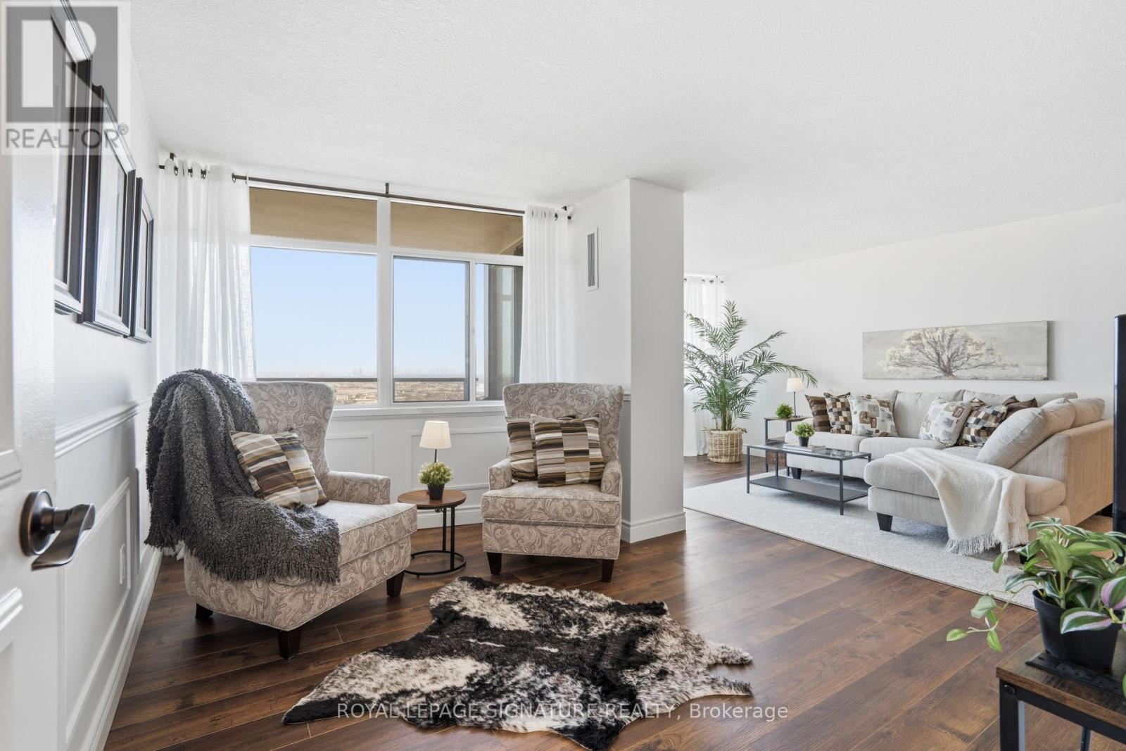 2707 - 3100 Kirwin Avenue, Mississauga, Ontario  L5A 3S6 - Photo 13 - W12877808