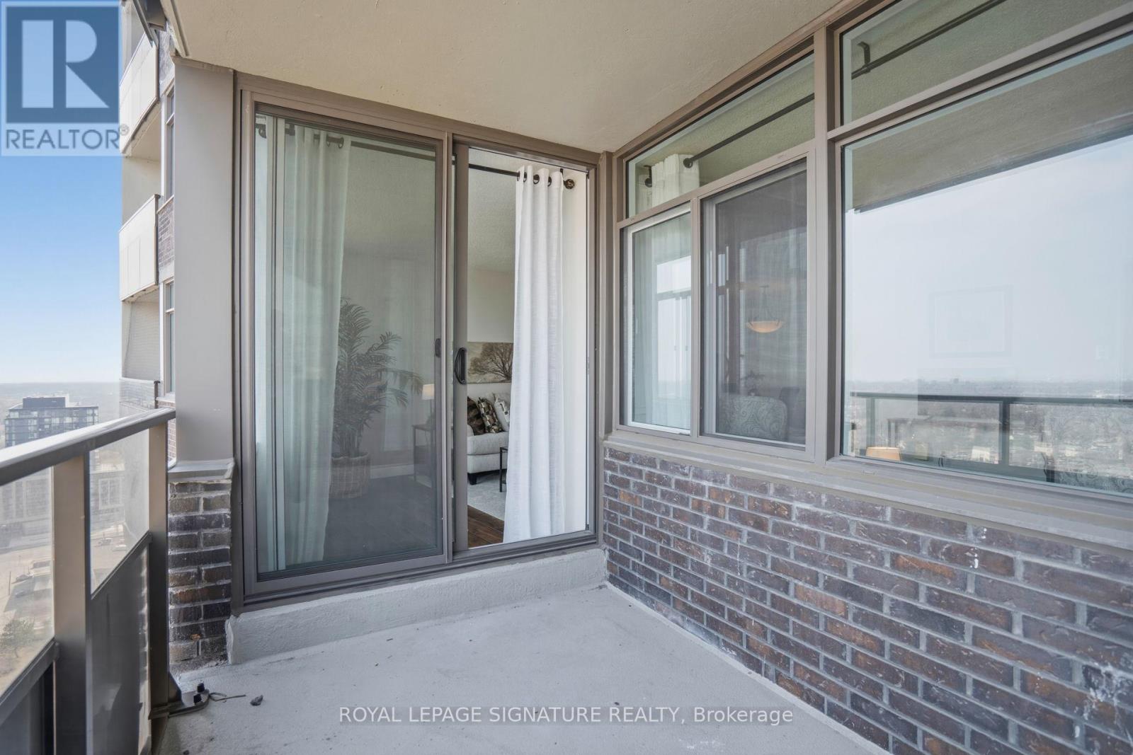 2707 - 3100 Kirwin Avenue, Mississauga, Ontario  L5A 3S6 - Photo 34 - W12877808