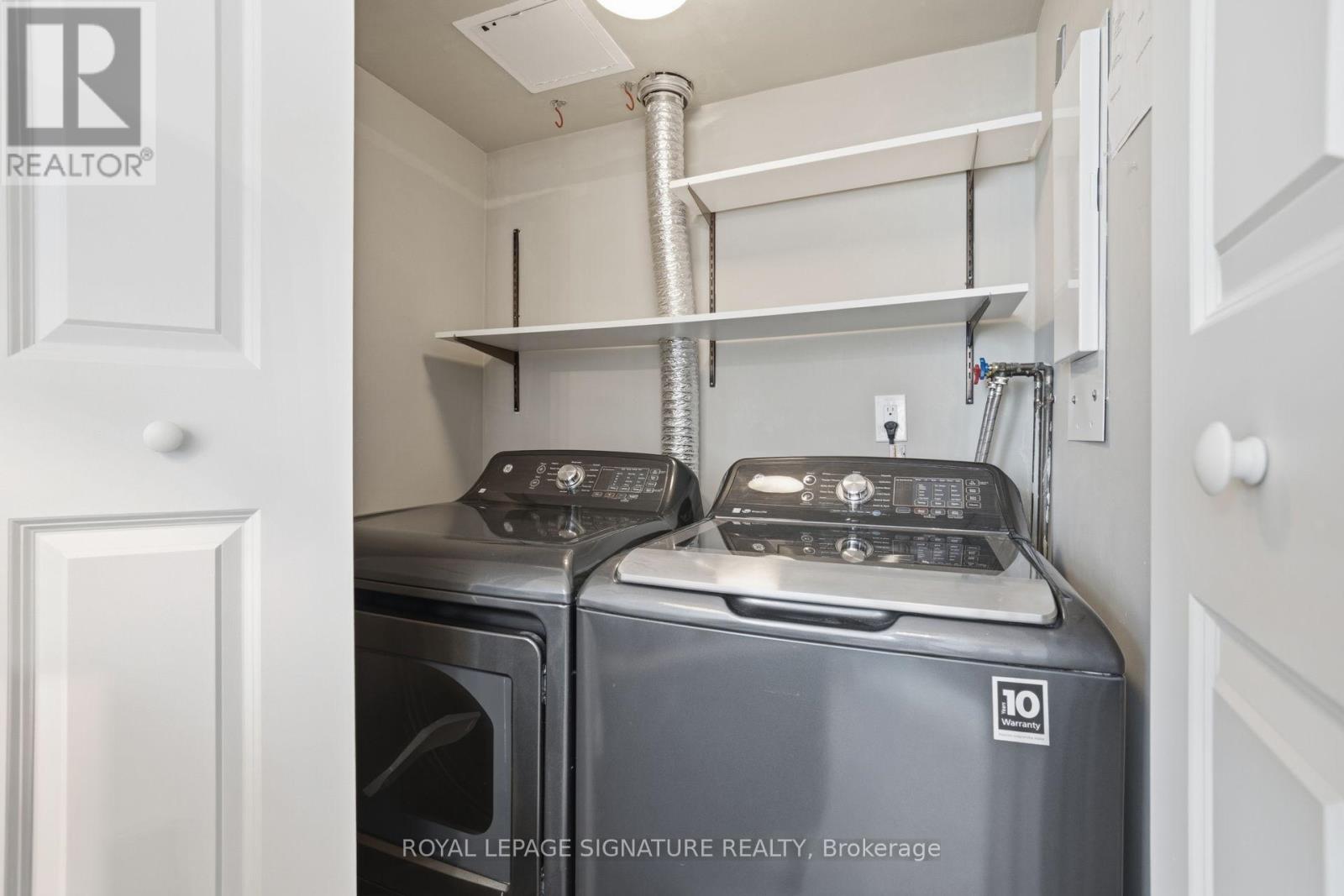 2707 - 3100 Kirwin Avenue, Mississauga, Ontario  L5A 3S6 - Photo 38 - W12877808