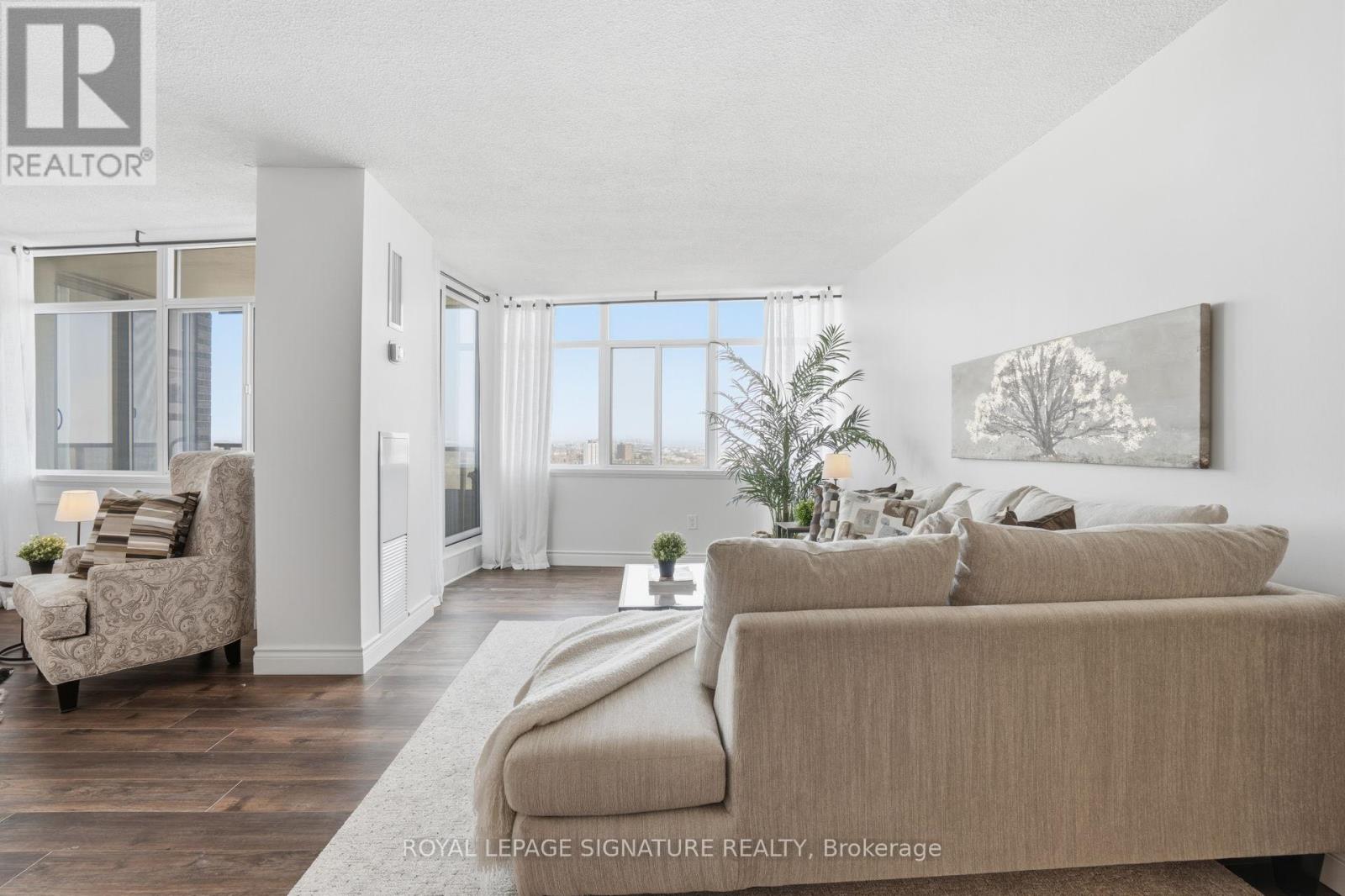 2707 - 3100 Kirwin Avenue, Mississauga, Ontario  L5A 3S6 - Photo 6 - W12877808