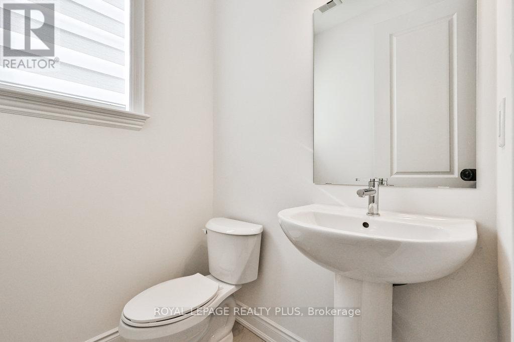 1327 Wheat Boom Drive, Oakville, Ontario  L6H 7Z6 - Photo 12 - W12877812