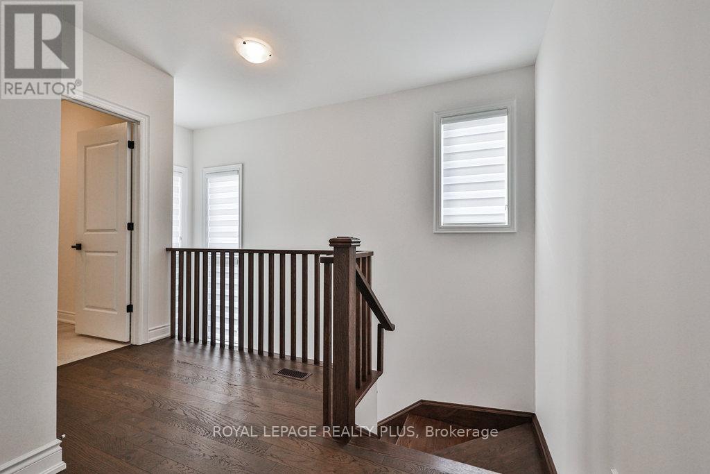 1327 Wheat Boom Drive, Oakville, Ontario  L6H 7Z6 - Photo 15 - W12877812