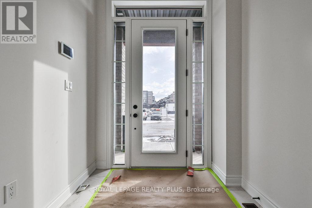 1327 Wheat Boom Drive, Oakville, Ontario  L6H 7Z6 - Photo 3 - W12877812