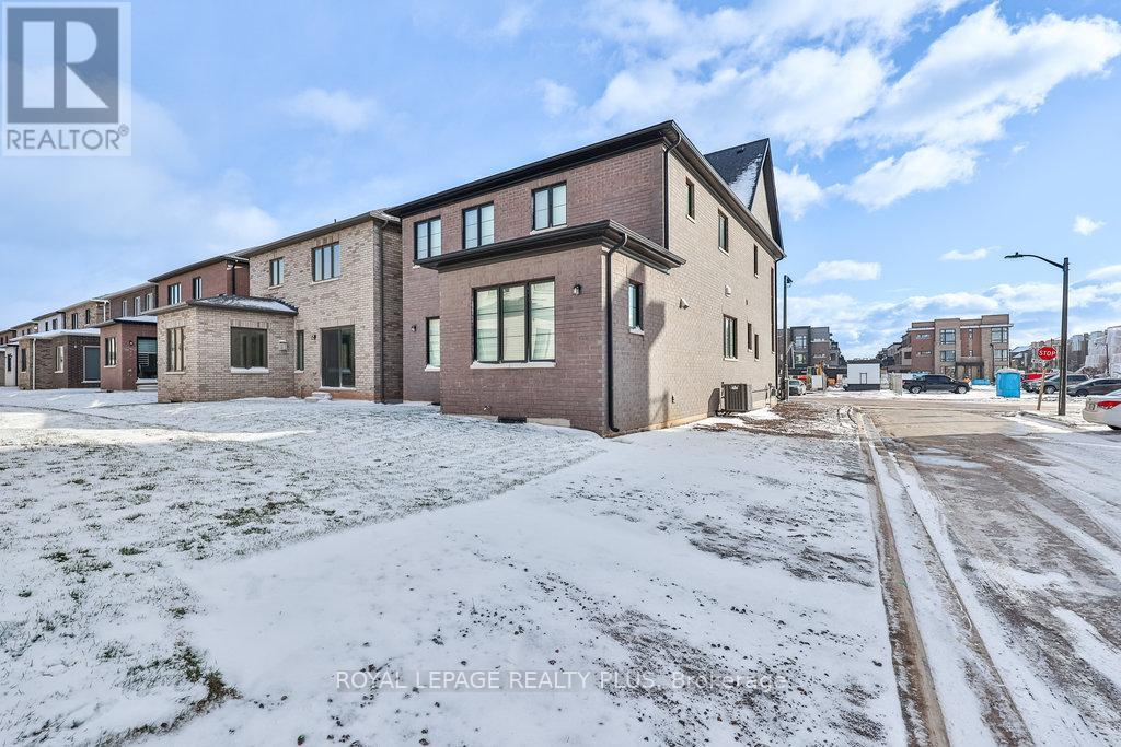 1327 Wheat Boom Drive, Oakville, Ontario  L6H 7Z6 - Photo 32 - W12877812