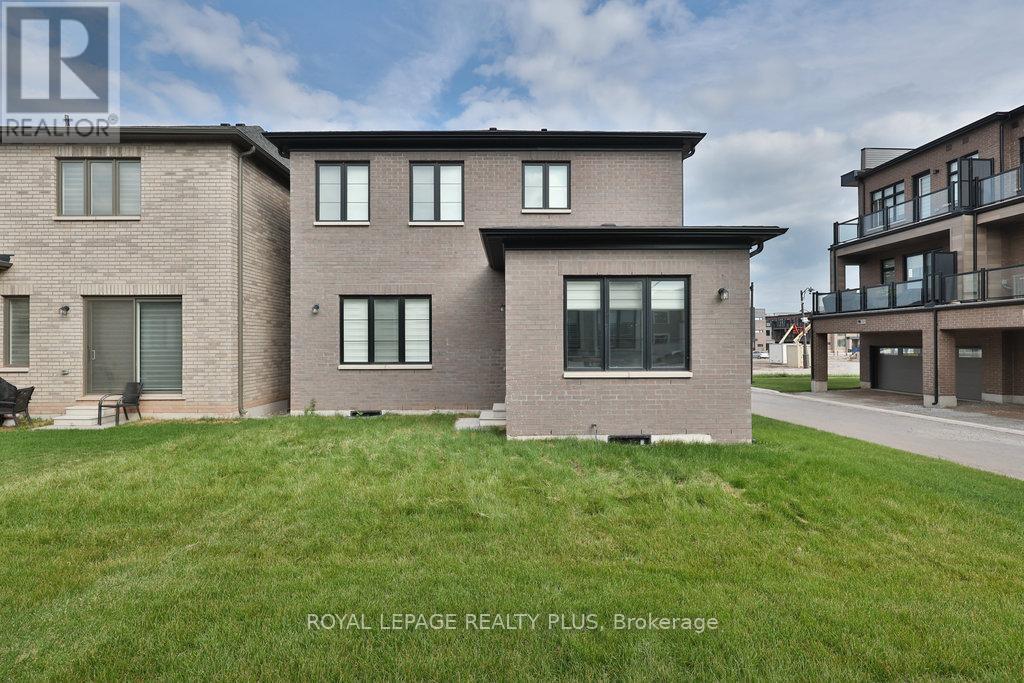 1327 Wheat Boom Drive, Oakville, Ontario  L6H 7Z6 - Photo 35 - W12877812