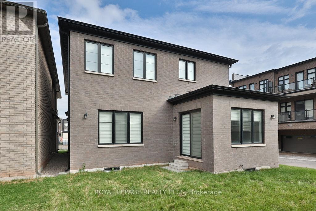 1327 Wheat Boom Drive, Oakville, Ontario  L6H 7Z6 - Photo 36 - W12877812