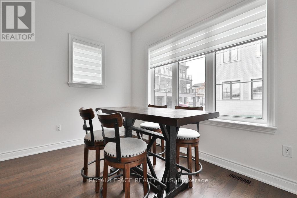 1327 Wheat Boom Drive, Oakville, Ontario  L6H 7Z6 - Photo 8 - W12877812