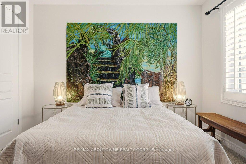 4174 Galileo Common, Burlington, Ontario  L7L 0G7 - Photo 11 - W12877854