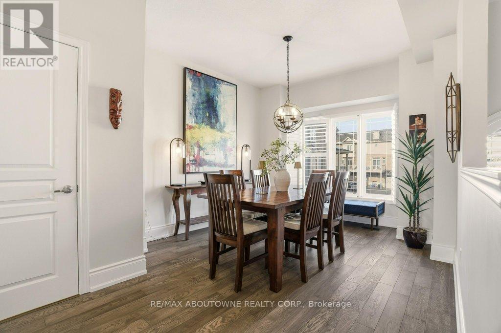 4174 Galileo Common, Burlington, Ontario  L7L 0G7 - Photo 2 - W12877854