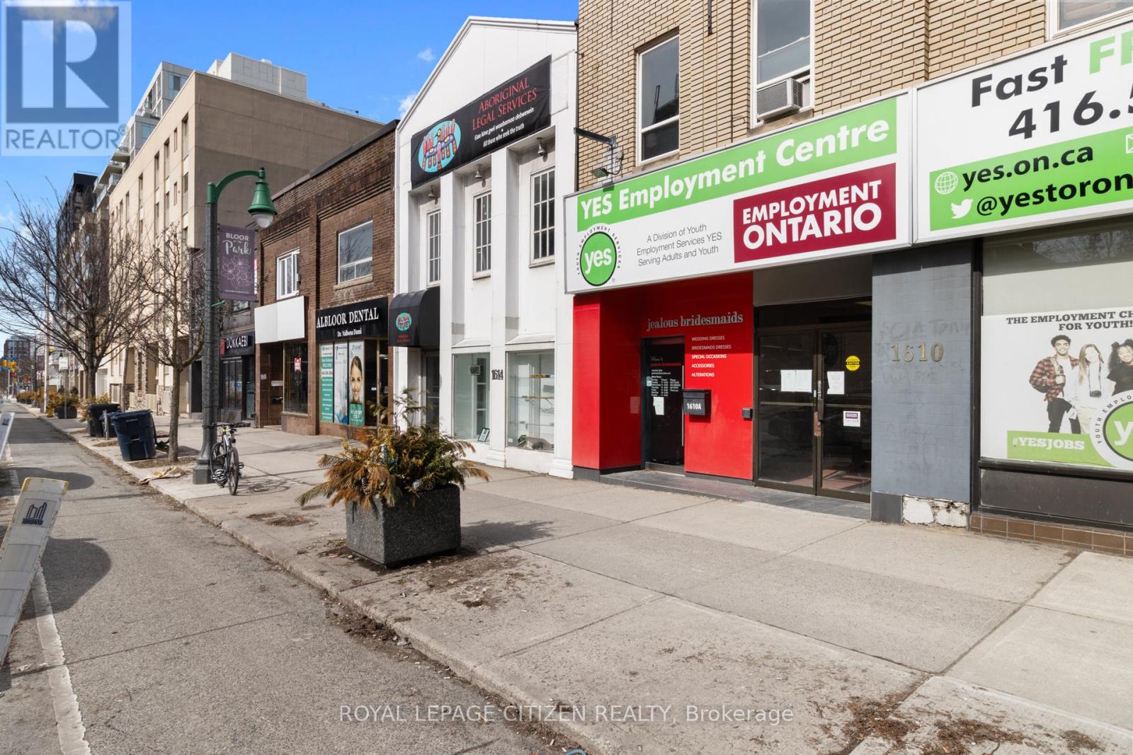 1610a Bloor Street W, Toronto (High Park North), Ontario  M6P 1A7 - Photo 3 - W12877864