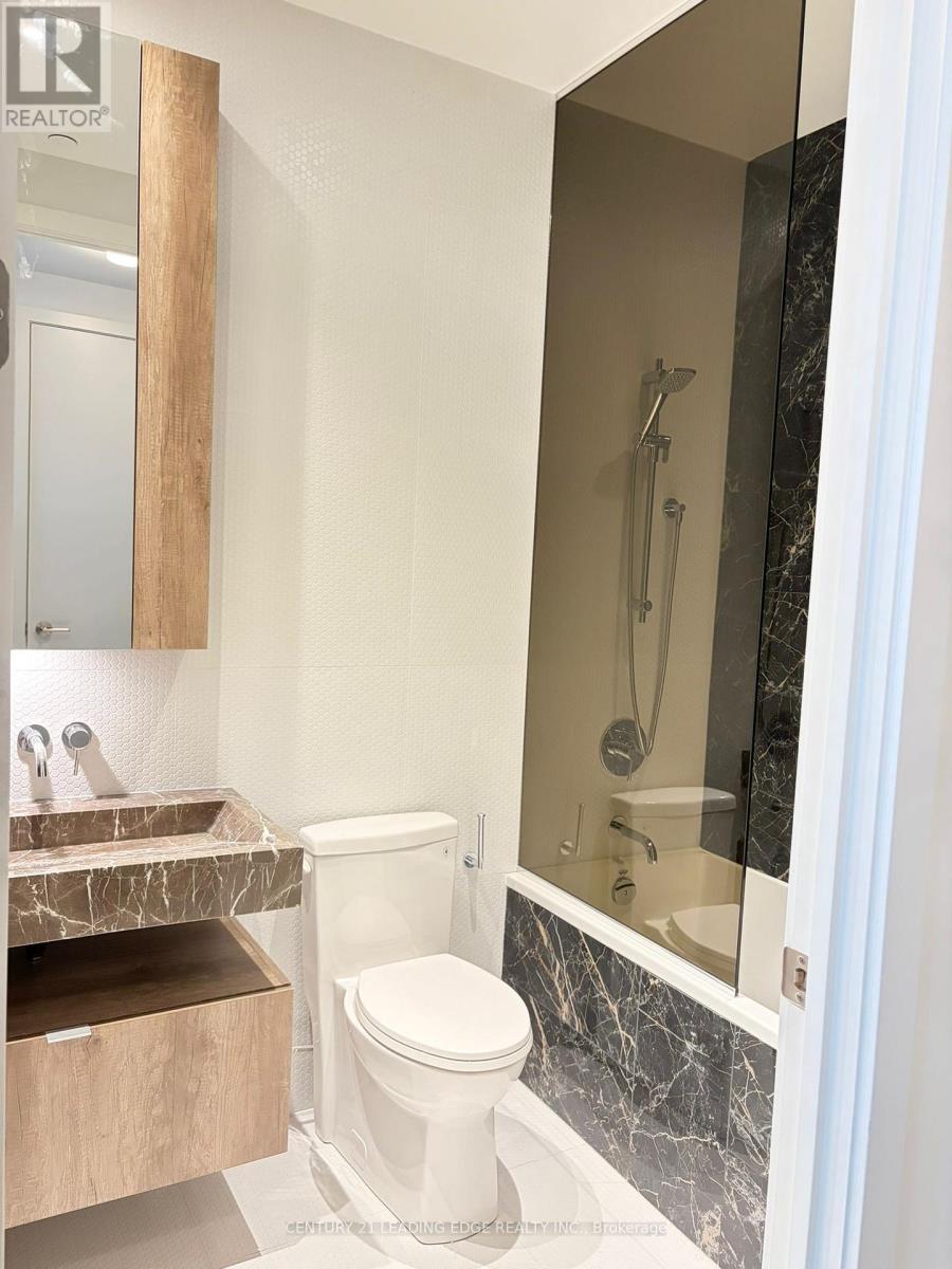 5801 - 11 Yorkville Avenue, Toronto, Ontario  M4W 0B7 - Photo 20 - C12877584