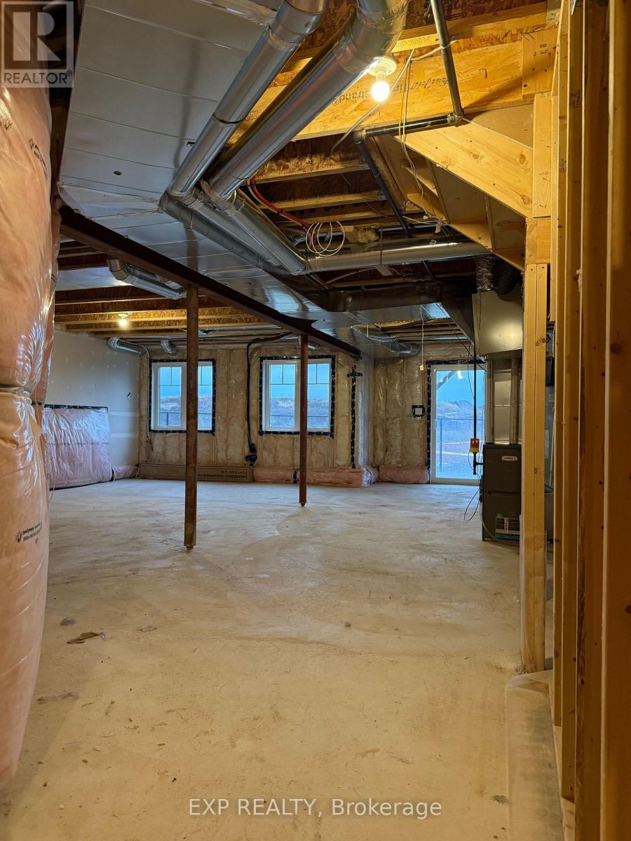 21 Starboard Crescent, Welland (Dain City), Ontario  L3B 0M7 - Photo 18 - X12877634