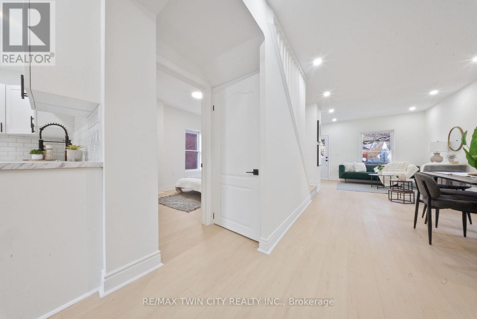 327 Sheridan Street, Brantford, Ontario  N3S 4R8 - Photo 19 - X12877642