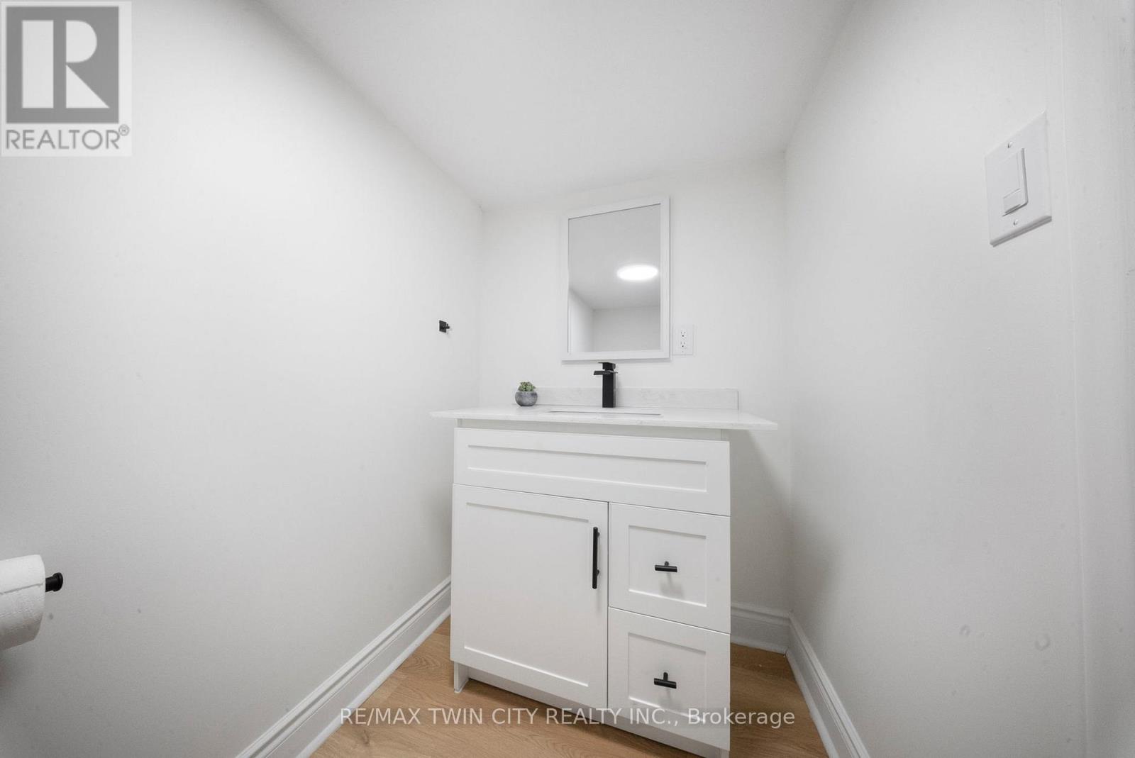 327 Sheridan Street, Brantford, Ontario  N3S 4R8 - Photo 26 - X12877642