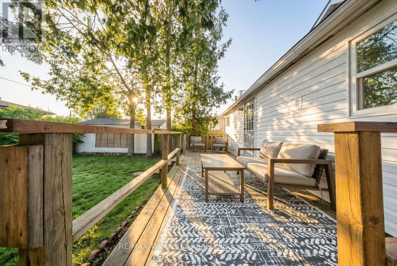 327 Sheridan Street, Brantford, Ontario  N3S 4R8 - Photo 28 - X12877642