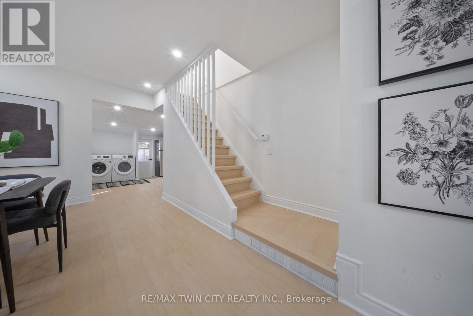 327 Sheridan Street, Brantford, Ontario  N3S 4R8 - Photo 9 - X12877642