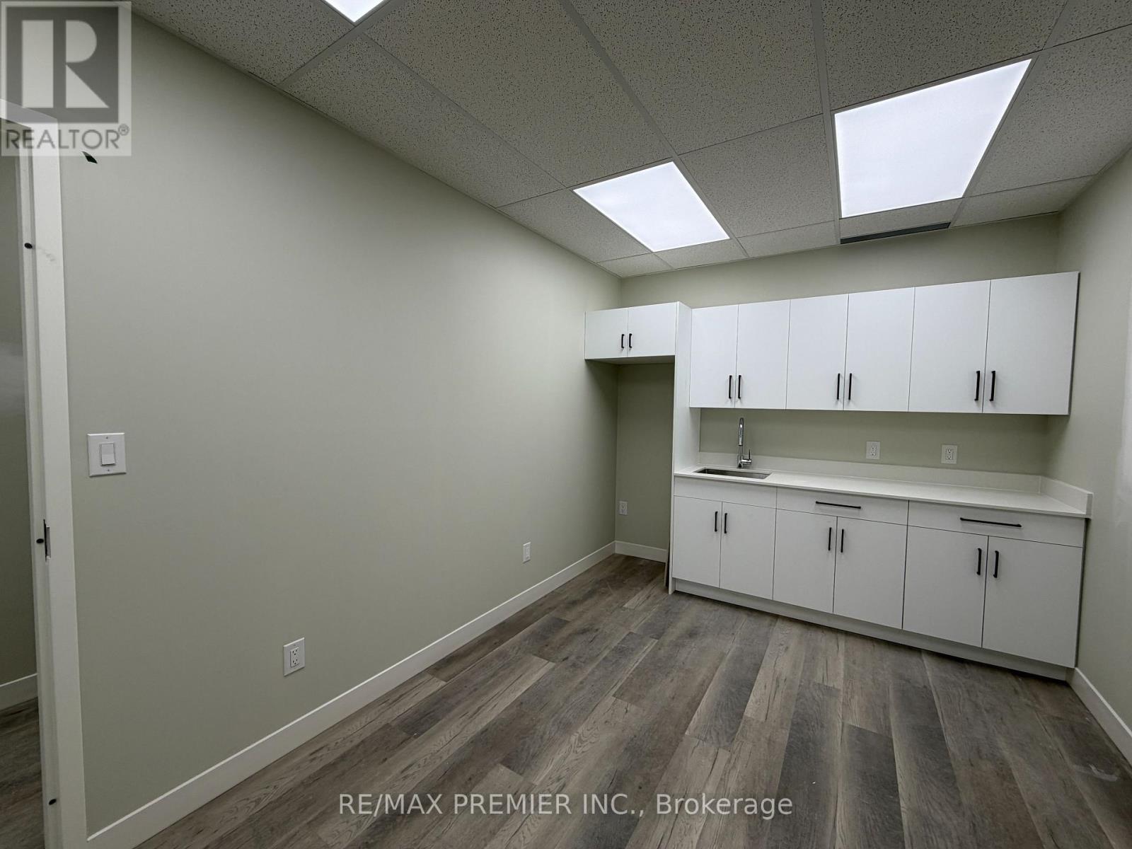 102-06 - 3 Cross Street, Welland (Welland Downtown), Ontario  L3B 5X6 - Photo 13 - X12877816