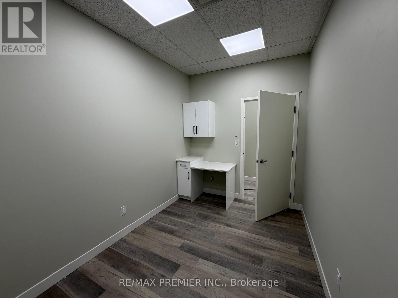 102-06 - 3 Cross Street, Welland (Welland Downtown), Ontario  L3B 5X6 - Photo 17 - X12877816