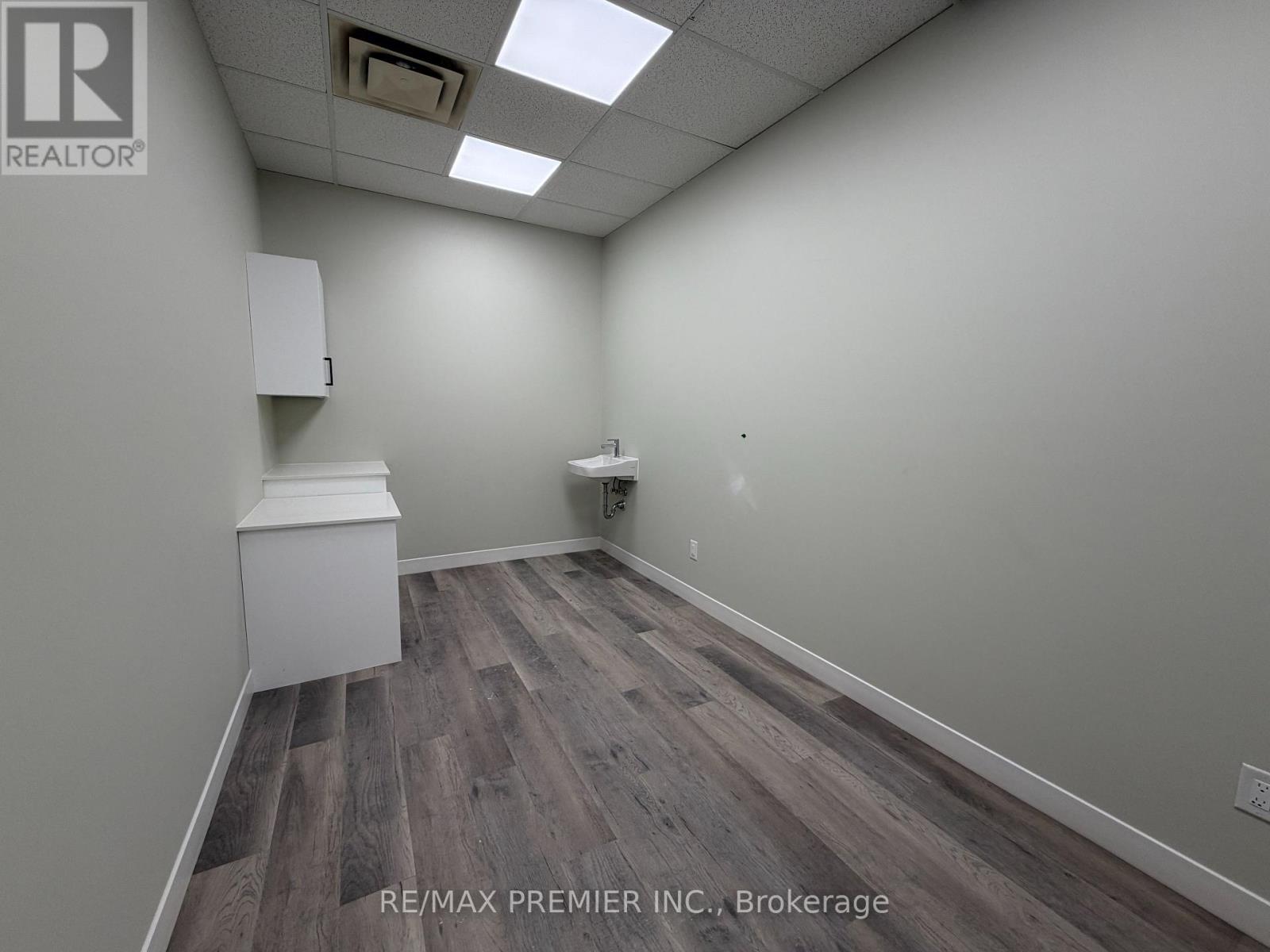 102-06 - 3 Cross Street, Welland (Welland Downtown), Ontario  L3B 5X6 - Photo 20 - X12877816