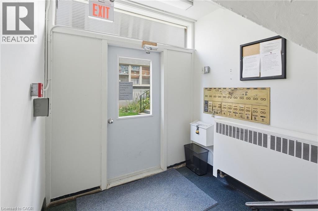 1755 King Street E Unit# 9, Hamilton, Ontario  L8K 1V6 - Photo 10 - 40780544