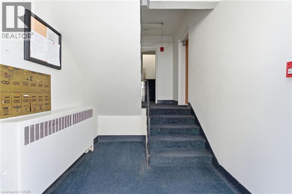 1755 King Street E Unit# 9, Hamilton, Ontario  L8K 1V6 - Photo 9 - 40780544