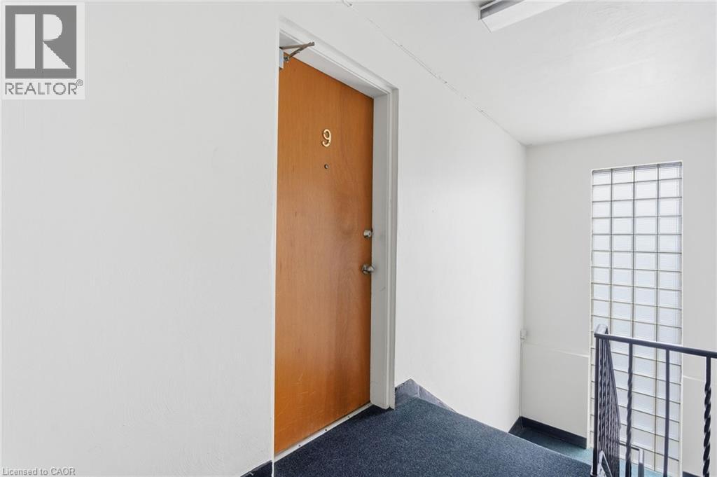 1755 King Street E Unit# 9, Hamilton, Ontario  L8K 1V6 - Photo 11 - 40780544