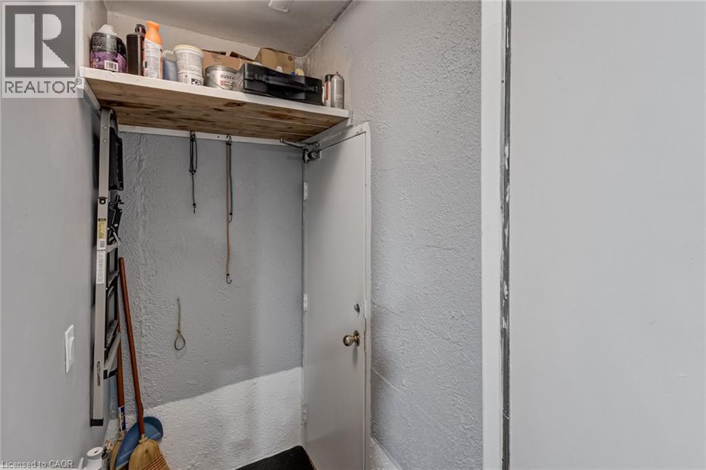 2825 Gananoque Drive Unit# 48, Mississauga, Ontario  L5N 1V6 - Photo 35 - 40797660