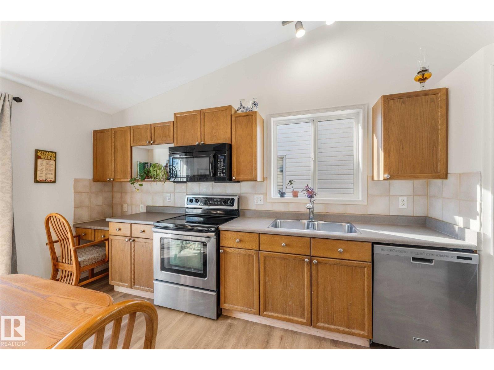 34 La Costa Fairway Cl, Stony Plain, Alberta  T7Z 2A5 - Photo 11 - E4477161