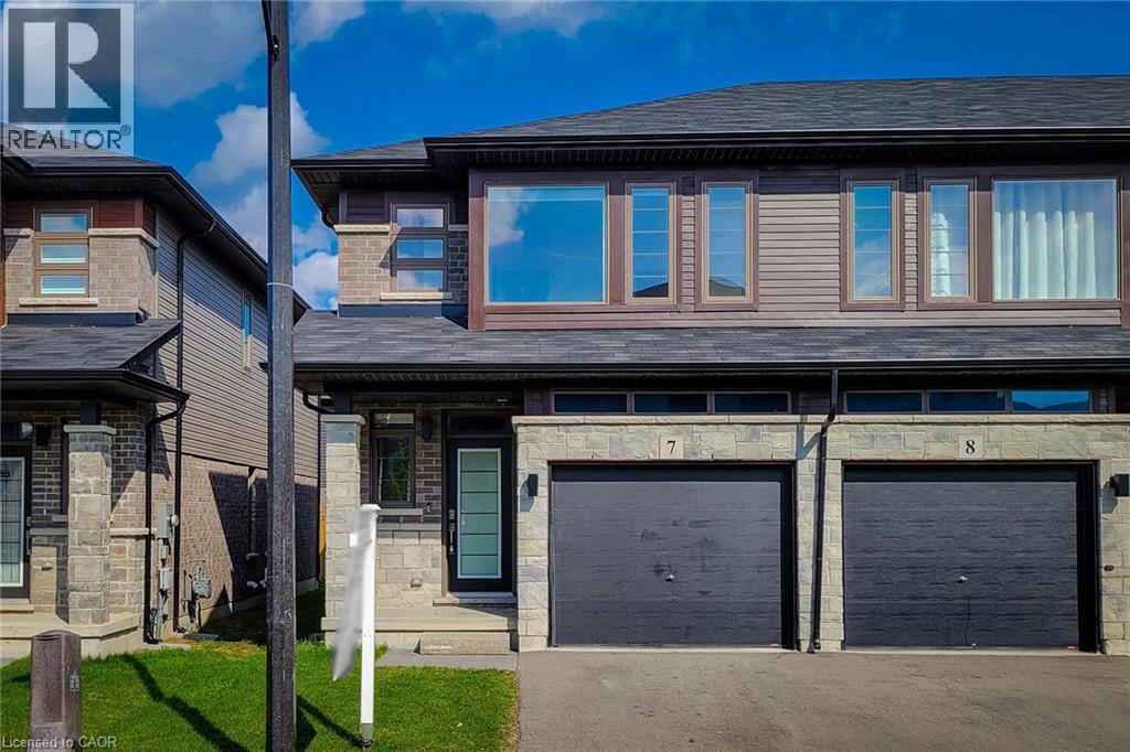 30 Times Square Boulevard Unit# 7, Stoney Creek, Ontario  L8J 0M1 - Photo 2 - 40811920