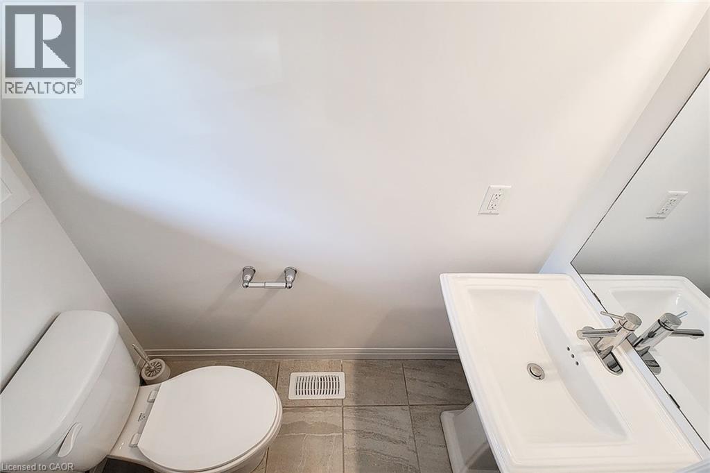 30 Times Square Boulevard Unit# 7, Stoney Creek, Ontario  L8J 0M1 - Photo 19 - 40811920