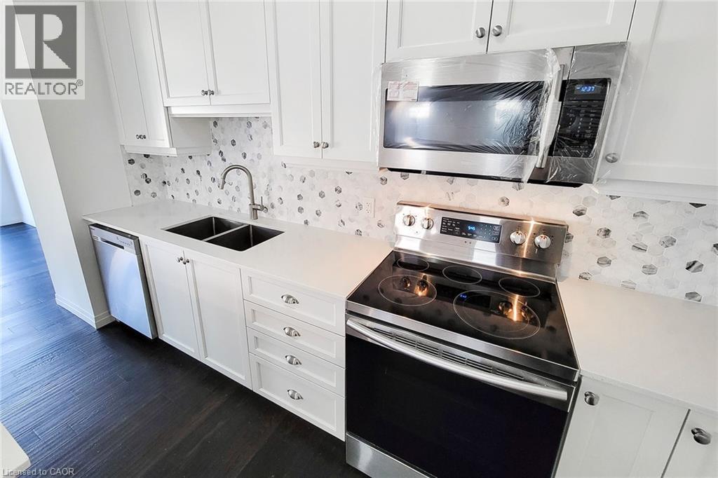 30 Times Square Boulevard Unit# 7, Stoney Creek, Ontario  L8J 0M1 - Photo 17 - 40811920