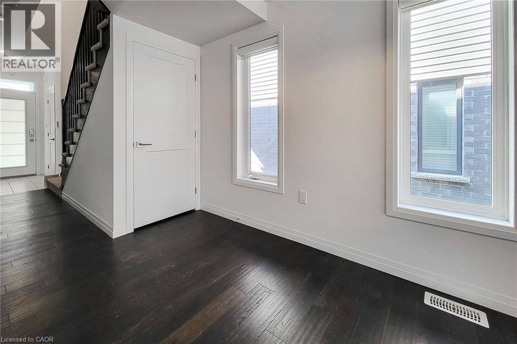 30 Times Square Boulevard Unit# 7, Stoney Creek, Ontario  L8J 0M1 - Photo 35 - 40811920