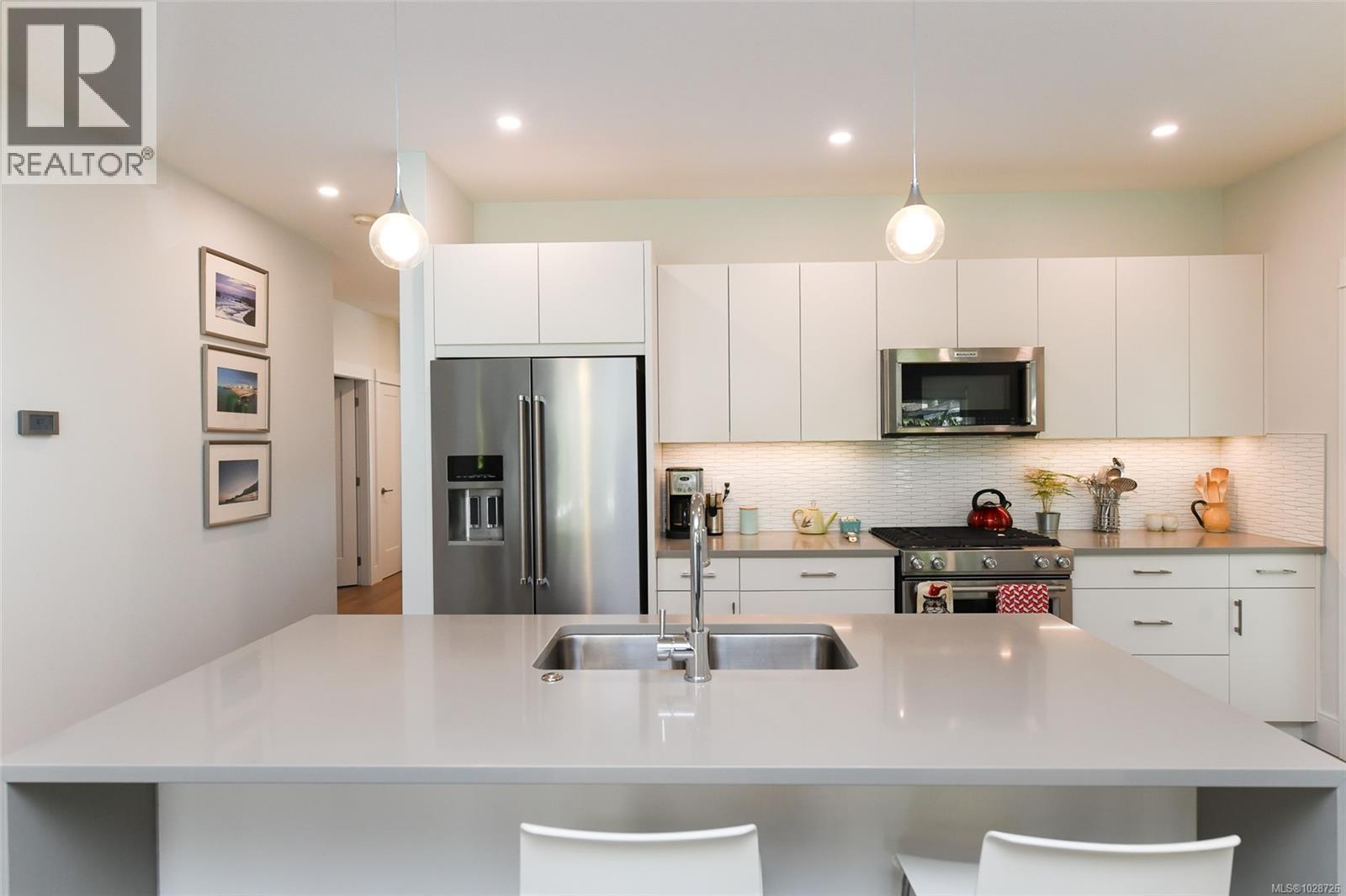 259 Forester Ave, Comox, British Columbia  V9M 0C2 - Photo 15 - 1028726