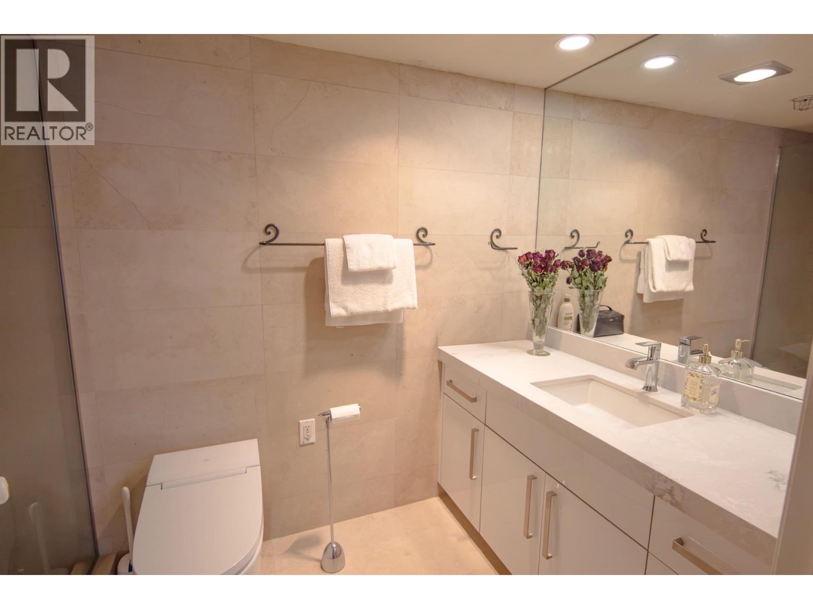 18 4637 Blackcomb Way, Whistler, British Columbia  V8E 0Y6 - Photo 8 - R3082856