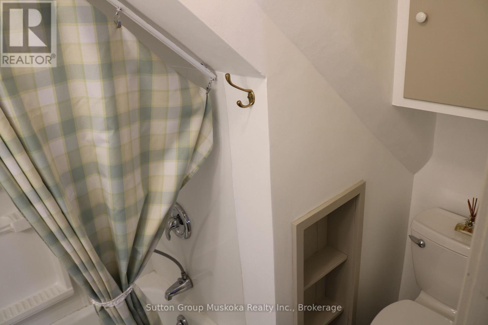 24 Mary Street W, Huntsville (Chaffey), Ontario  P1H 1V3 - Photo 46 - X12870140