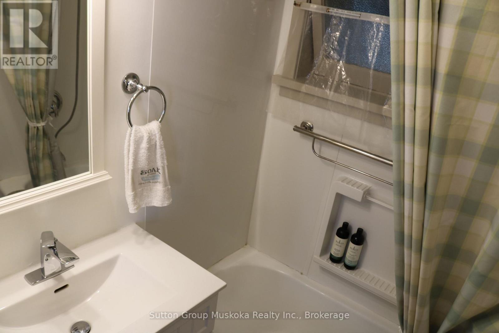 24 Mary Street W, Huntsville (Chaffey), Ontario  P1H 1V3 - Photo 47 - X12870140