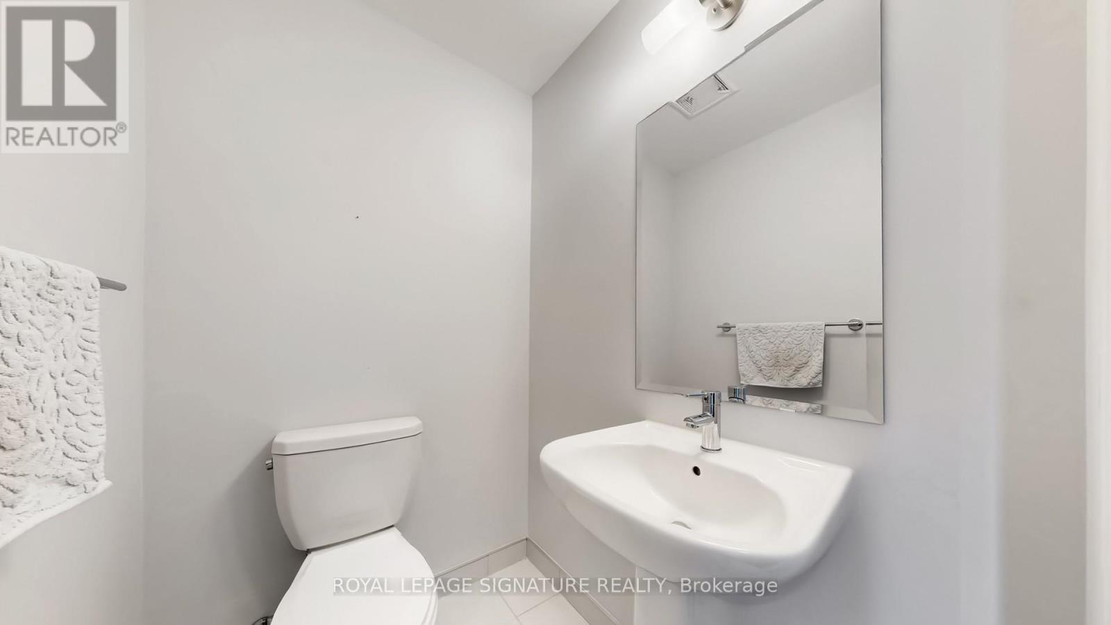 310 - 349 Wheat Boom Drive, Oakville, Ontario  L6H 7X5 - Photo 9 - W12847786