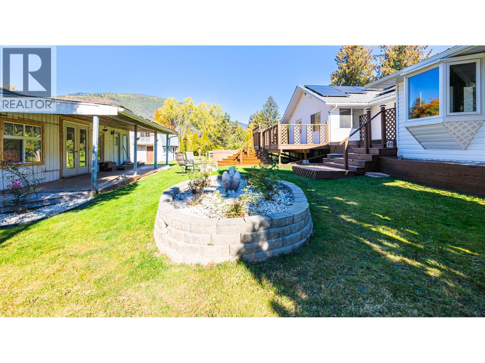 5145 Elsie Holmes Road, Wynndel, British Columbia  V0B 2N1 - Photo 45 - 10379221