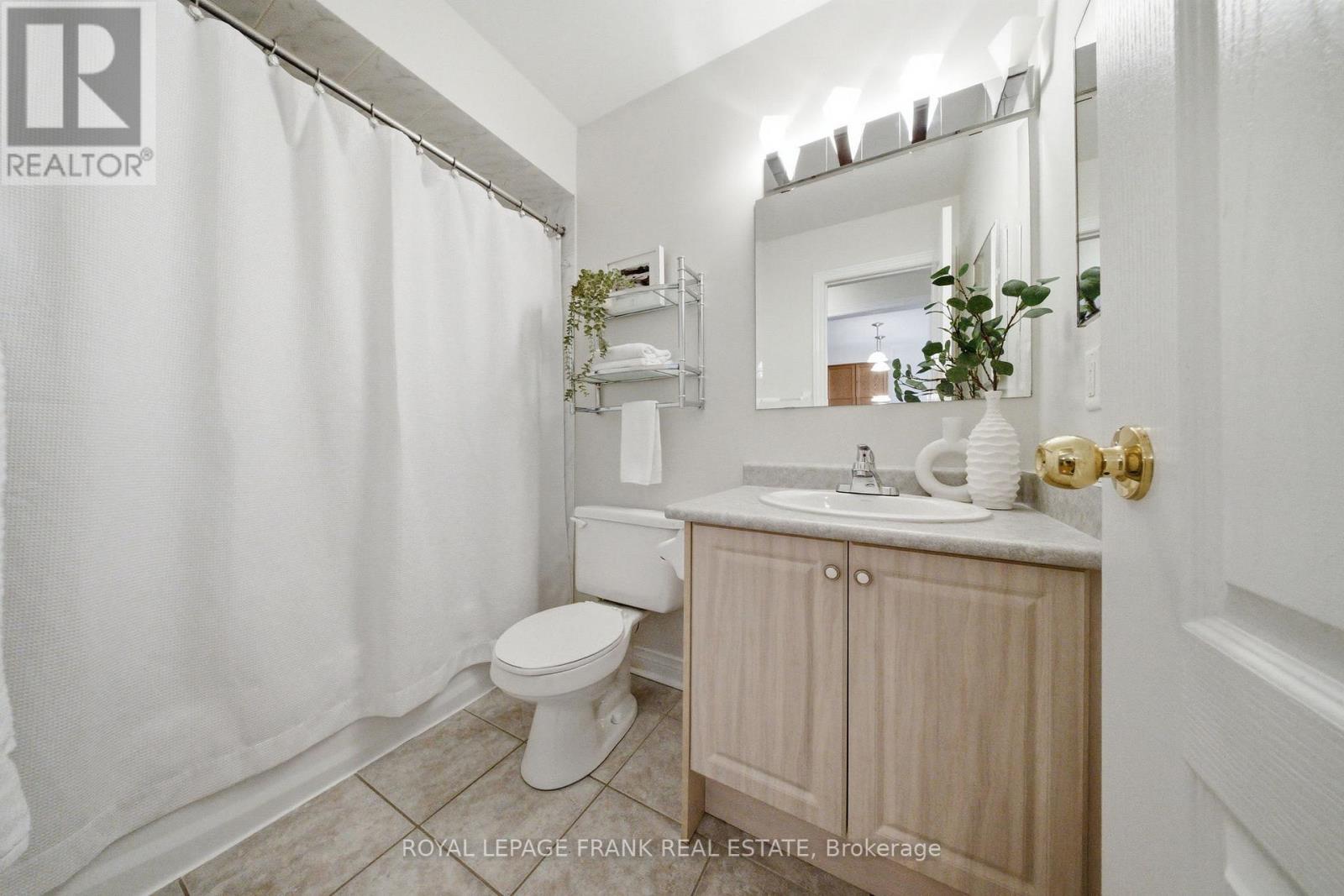 85 Gateway Court E, Whitby, Ontario  L1R 3M8 - Photo 21 - E12877914