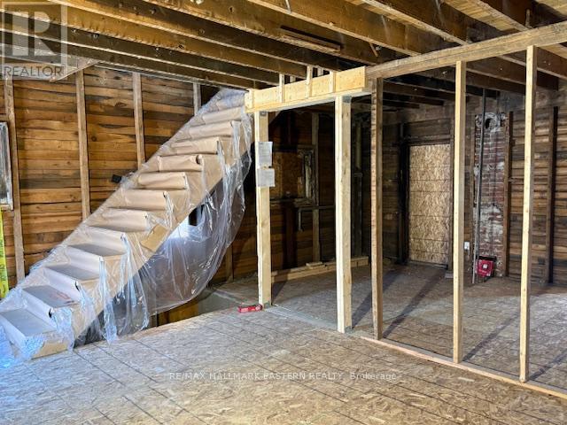 585 Bolivar Street, Peterborough, Ontario  K9J 4R9 - Photo 4 - X12877932