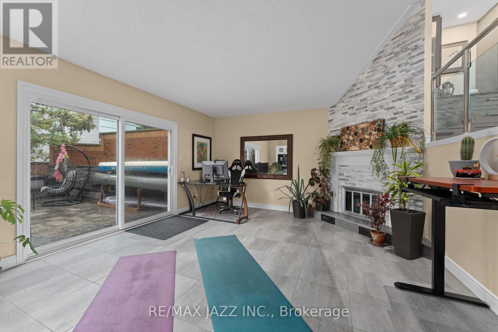 48 - 1 Place D'armes, Kingston, Ontario  K7K 6S2 - Photo 8 - X12877970